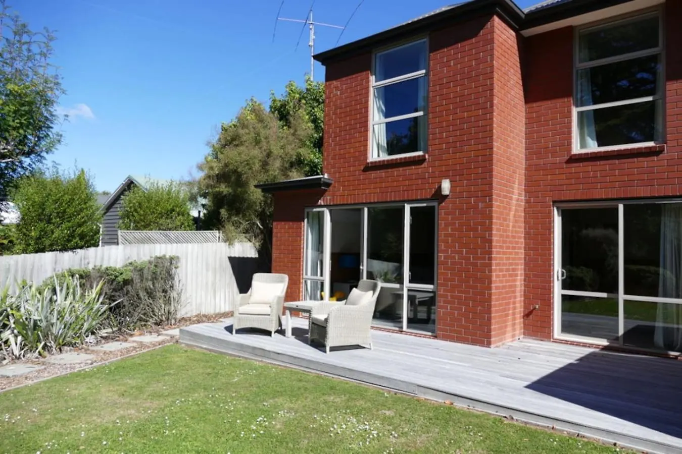 Villa Warm Welcoming On Athol Christchurch